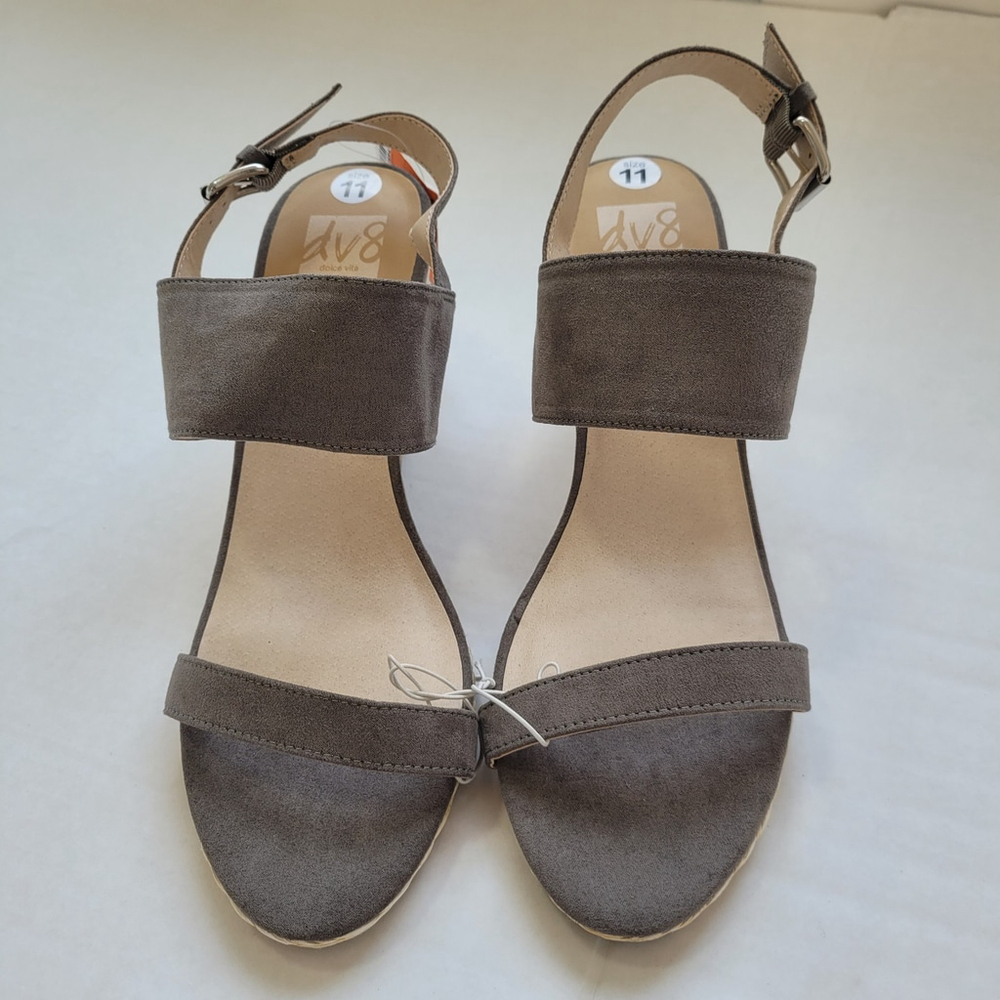 Dolce Vita DV8 Taupe Suede Wedge Sandals Women's Size 11